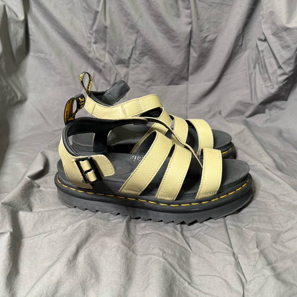 Dr. Martens Blaire Sandal